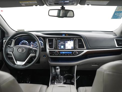 Used 2015 Toyota Highlander Limited AWD/4WD image 14
