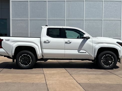New 2026 Toyota Tacoma TRD Sport AWD/4WD image 3