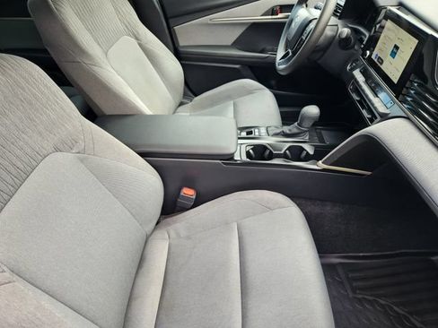 Used 2026 Toyota Camry LE FWD image 19
