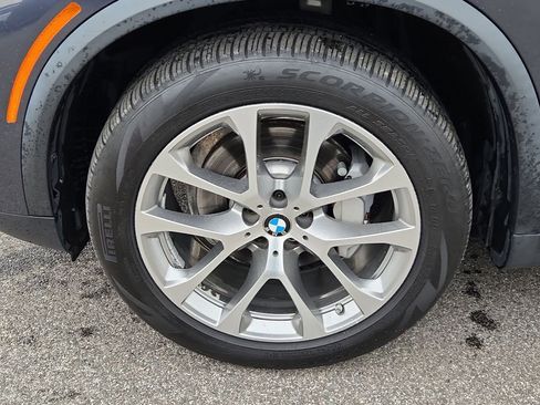 Used 2020 BMW X5 sDrive40i w/ Premium Package image 9