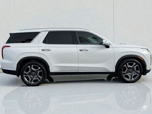 Used 2023 Hyundai Palisade Limited image 2