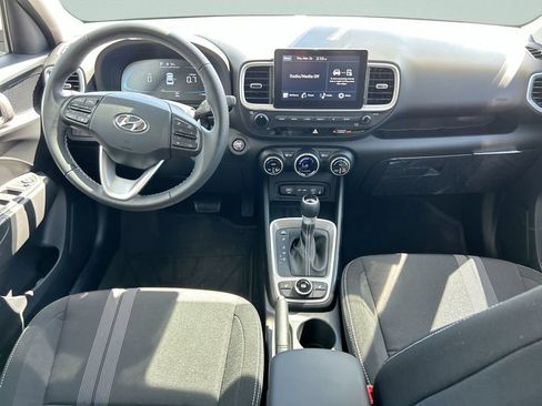 New 2026 Hyundai Venue SEL FWD image 17