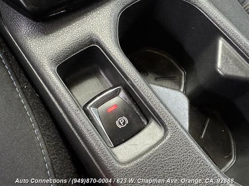 Used 2018 Nissan Leaf SV w/ SV Technology Package image 16