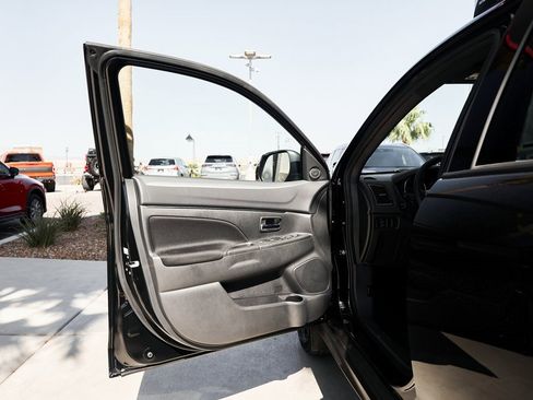 New 2025 Mitsubishi Outlander Sport AWD image 18