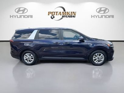 Used 2024 Kia Carnival LX