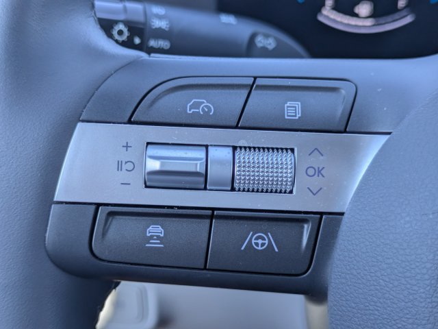 Used 2026 Hyundai Kona SEL Sport FWD image 24
