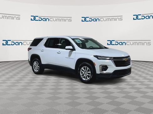 Used 2024 Chevrolet Traverse LS w/ Safety Package FWD image 2