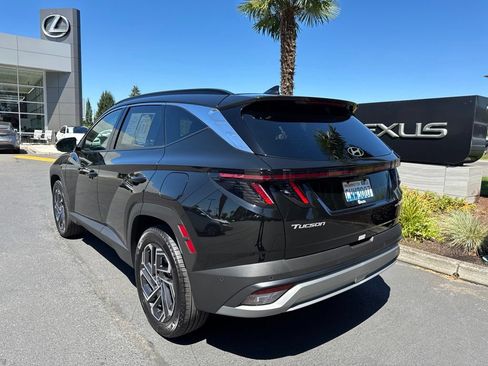 Used 2026 Hyundai Tucson Limited AWD/4WD image 3