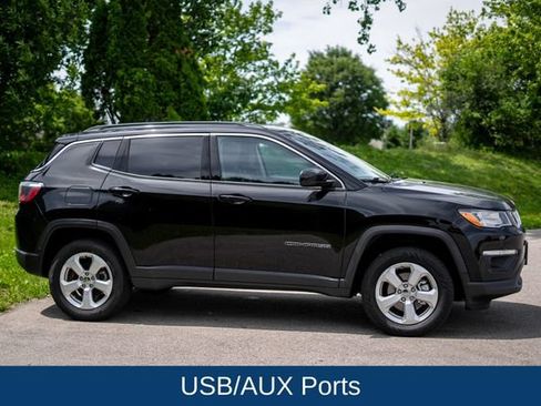 Used 2018 Jeep Compass Latitude AWD/4WD image 4