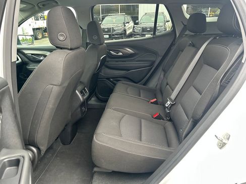 Used 2024 GMC Terrain SLE AWD/4WD image 10