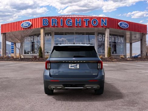 Used 2027 Ford Explorer Active w/ Active Comfort Package AWD/4WD image 7