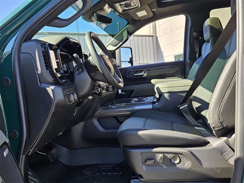 New 2026 Chevrolet Silverado 2500 ZR2 w/ ZR2 Bison Edition image 9