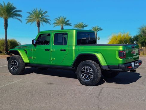Used 2025 Jeep Gladiator Rubicon image 3