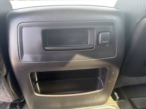 Used 2015 GMC Sierra 1500 SLT AWD/4WD image 18