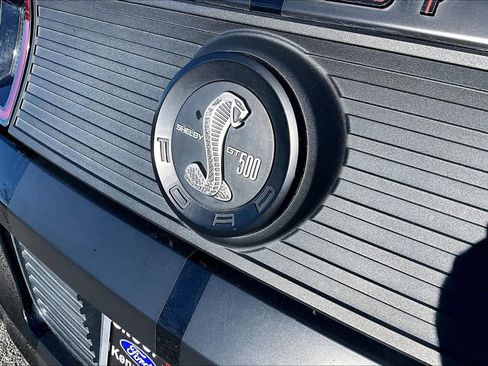 Used 2013 Ford Mustang GT Premium image 9