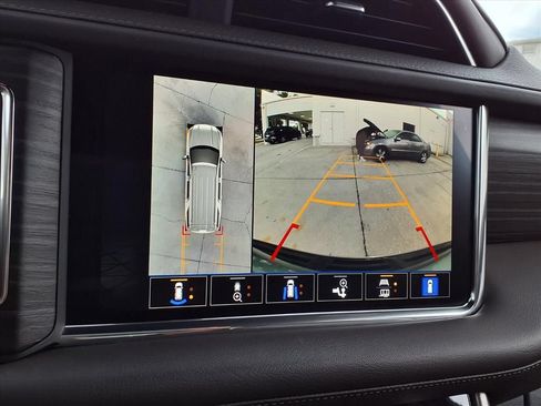 Used 2022 GMC Yukon Denali AWD/4WD image 28