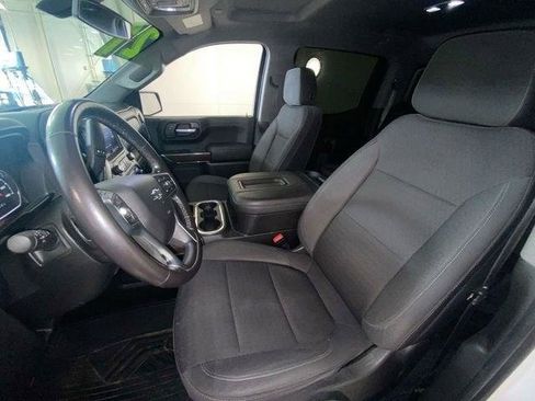 Used 2021 Chevrolet Silverado 1500 LT Trail Boss w/ Convenience Package II AWD/4WD image 17