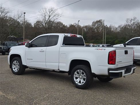 Used 2022 Chevrolet Colorado LT w/ Fleet Safety Package AWD/4WD image 22
