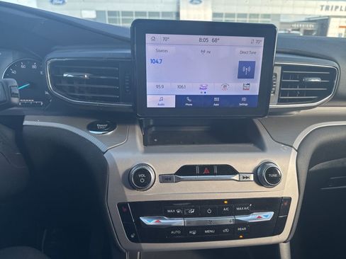 Certified 2024 Ford Explorer XLT w/ Equipment Group 202A image 11