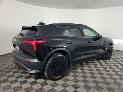 New 2026 Chevrolet Blazer EV LT image 4