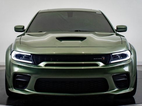 Used 2022 Dodge Charger Scat Pack image 2