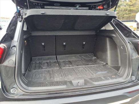 Used 2024 Chevrolet Trax ACTIV w/ Sunroof Package image 14