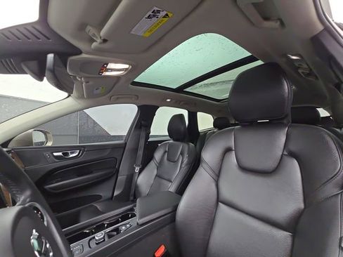 Used 2023 Volvo XC60 B5 Plus w/ Protection Package Premier FWD image 23