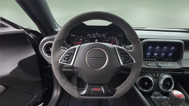 Used 2021 Chevrolet Camaro SS RWD image 10