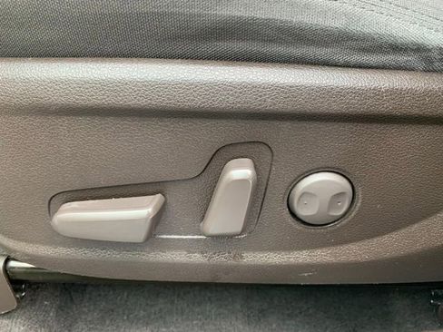 Used 2020 Hyundai Santa Fe SEL image 12