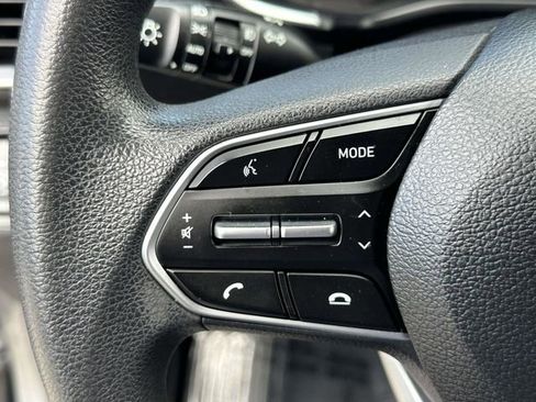 Used 2019 Hyundai Santa Fe SEL FWD image 9