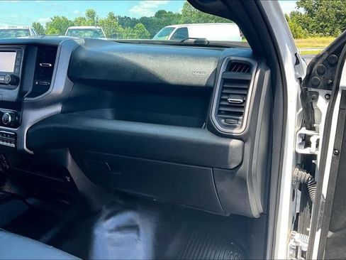 Used 2024 RAM 2500 Tradesman w/ Chrome Appearance Group AWD/4WD image 27