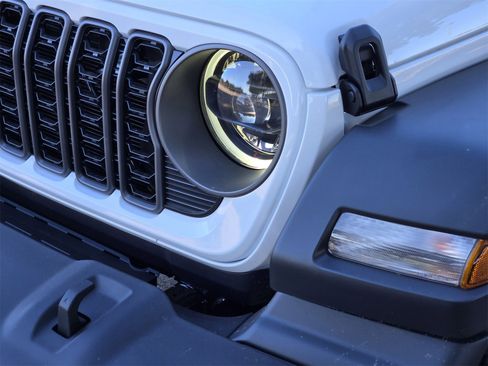 New 2026 Jeep Wrangler Unlimited Sport image 8