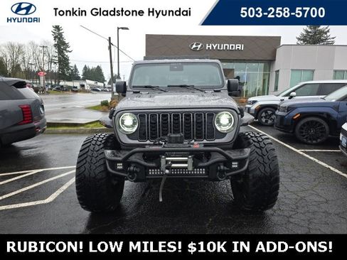 Used 2025 Jeep Wrangler Rubicon image 4