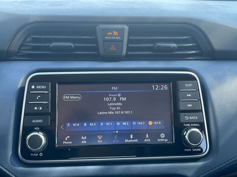 Used 2025 Nissan Versa SV image 20