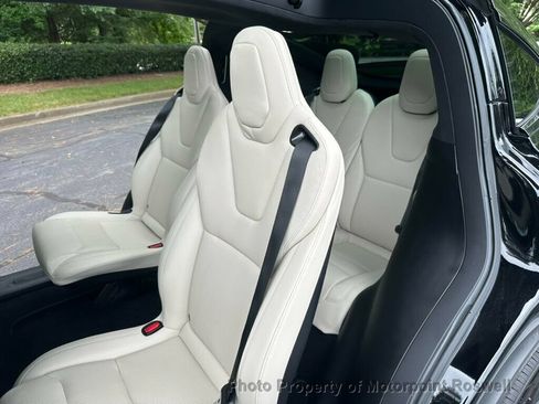 Used 2022 Tesla Model X AWD/4WD image 21