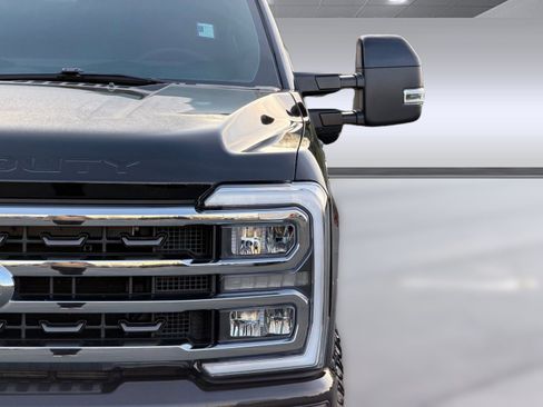 Certified 2025 Ford F250 King Ranch w/ Tremor Off-Road Package image 11