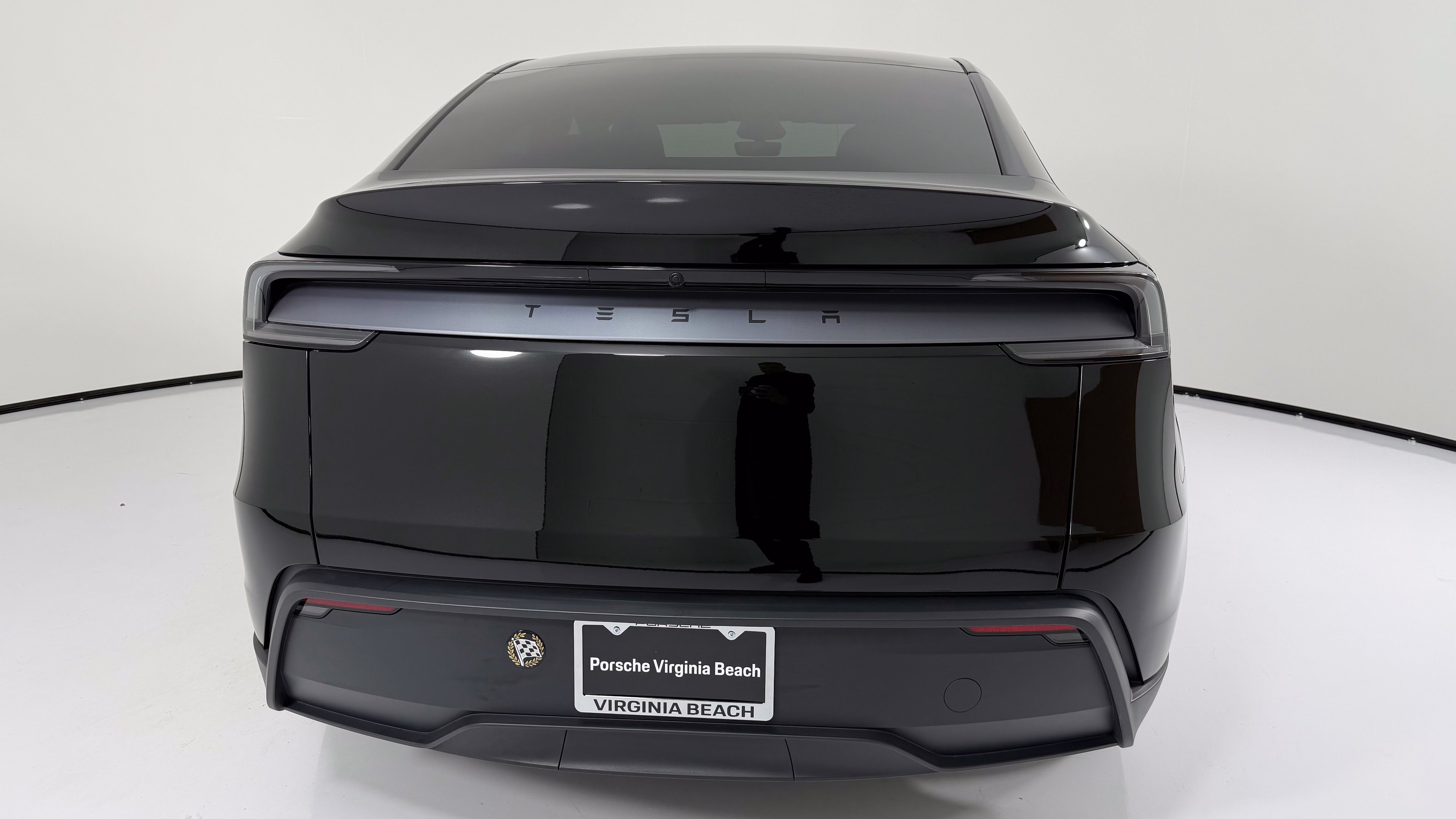 Used 2026 Tesla Model Y Long Range RWD image 9