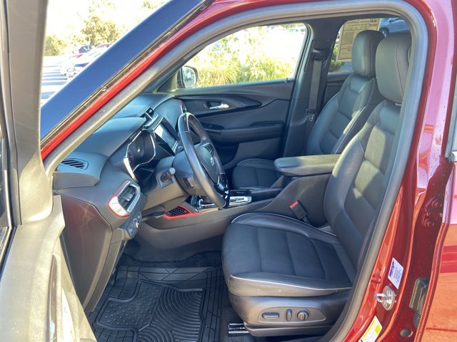 Used 2023 Chevrolet TrailBlazer RS w/ Convenience Package FWD image 39