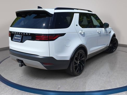 Certified 2025 Land Rover Discovery S AWD/4WD image 5