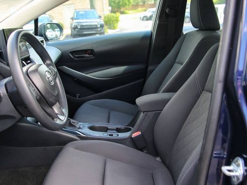 Used 2024 Toyota Corolla LE FWD image 38