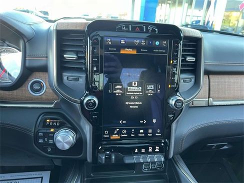 Used 2022 RAM 1500 Limited image 27