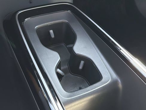 Certified 2023 Volkswagen ID.4 Pro RWD image 21