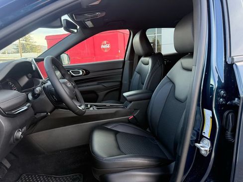 New 2026 Jeep Compass Latitude AWD/4WD image 12