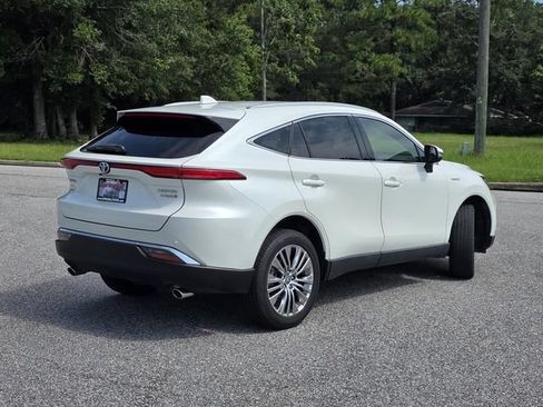 Used 2021 Toyota Venza Limited AWD/4WD image 5
