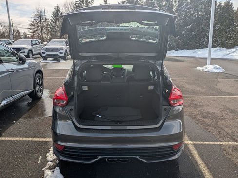 Used 2017 Ford Focus ST image 21