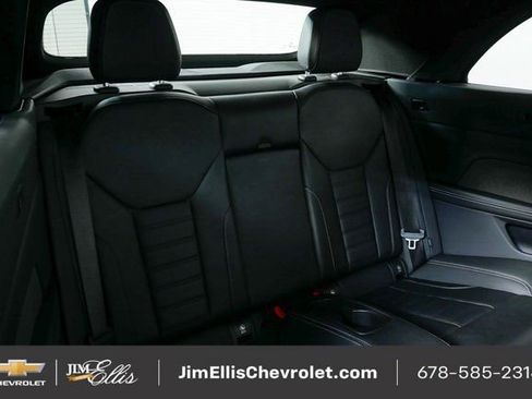 Used 2021 BMW M440i Convertible image 18