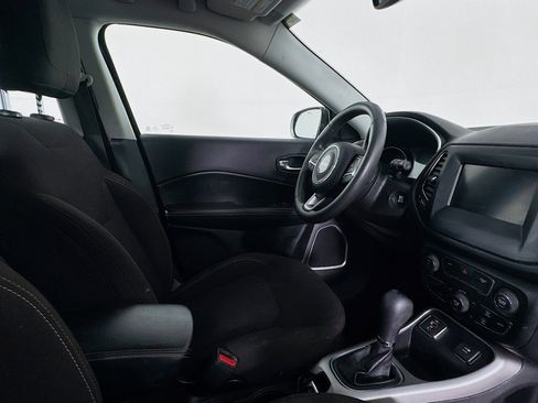 Used 2020 Jeep Compass Sport image 40