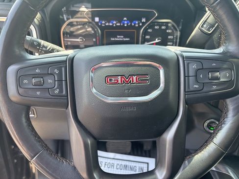 Used 2022 GMC Sierra 1500 AT4 w/ AT4 Premium Package AWD/4WD image 30