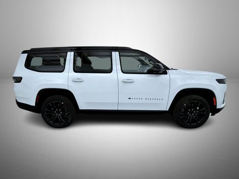 New 2026 Jeep Grand Wagoneer Summit image 4