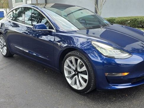 Used 2017 Tesla Model 3 Long Range image 2